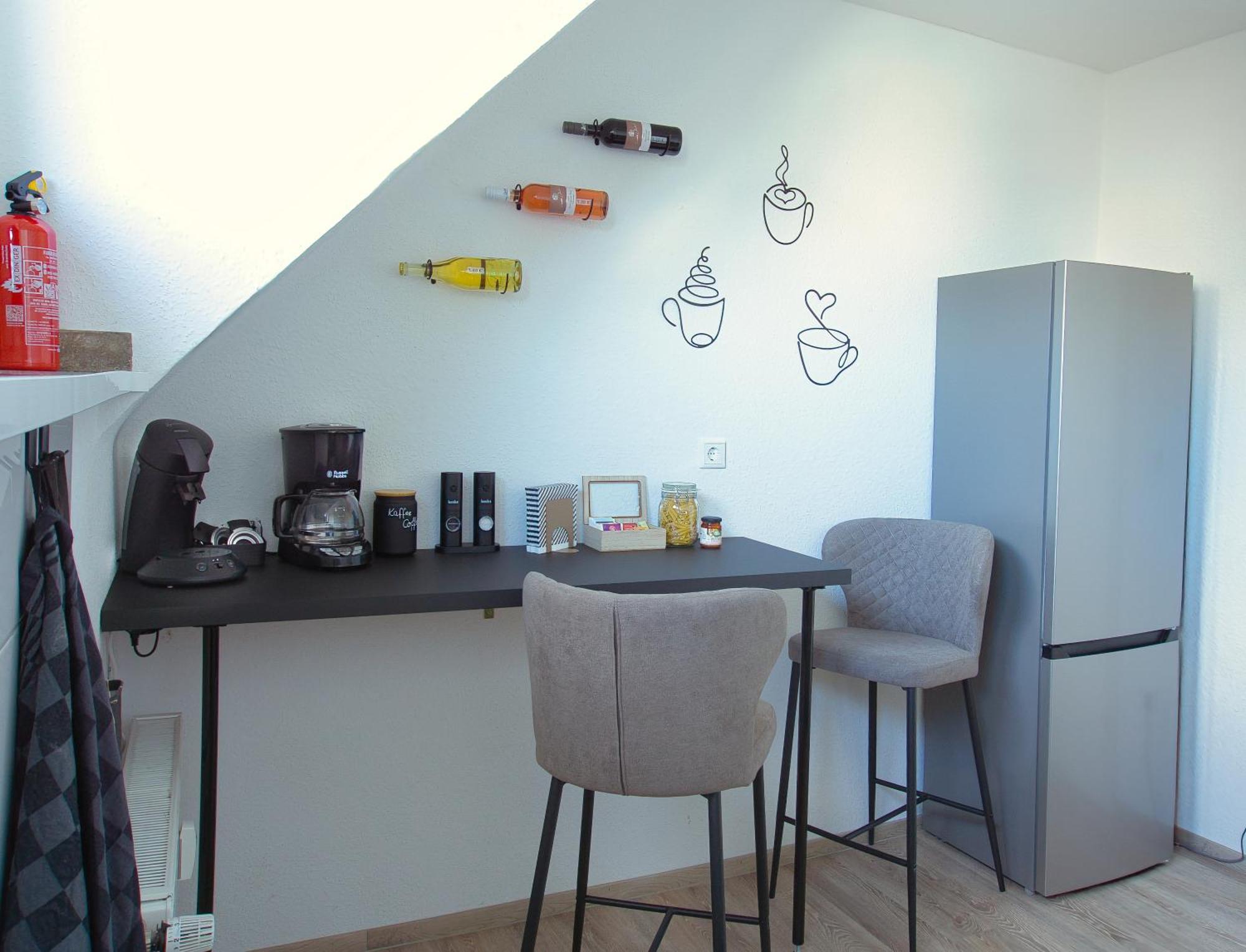 No.4 By 21 Apartment *